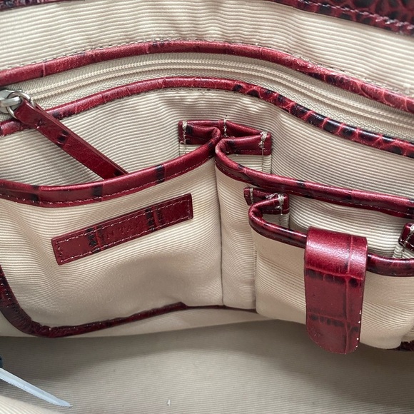 Ann Taylor Red Crocodile-Pattern Shoulder Bag- leather - Picture 9 of 11